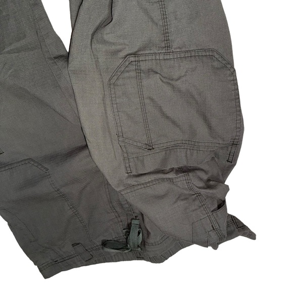Carhartt Relaxed Light-Weight Cargo Pants Mens sz XL Army Green L26 cropped - Picture 8 of 9